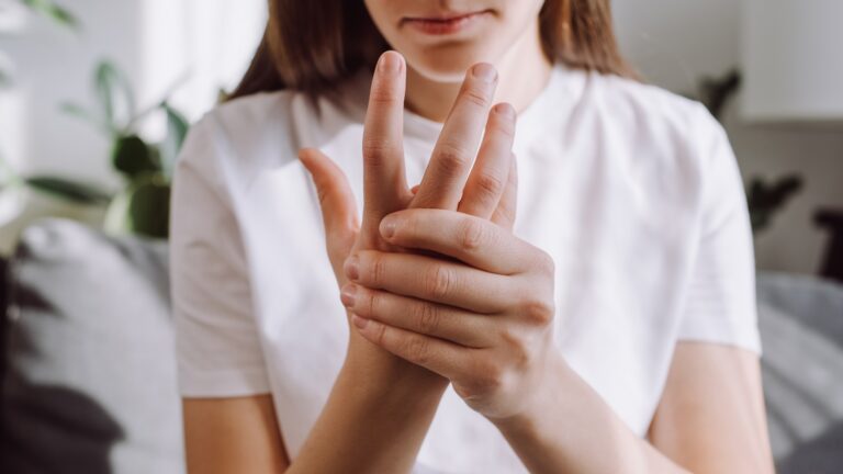 Manage Arthritis Pain with Physiotherapy